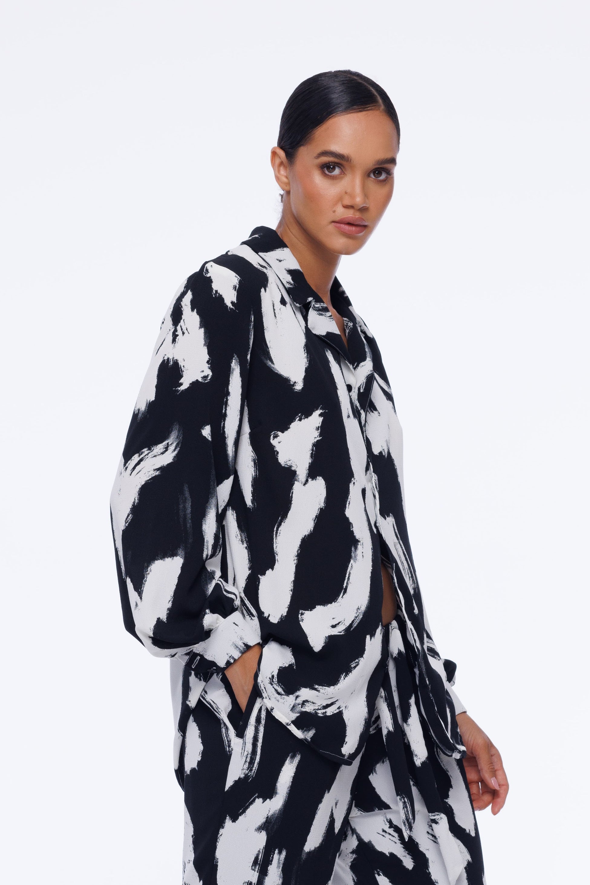 Long Sleeve Mason Shirt - Black/Ivory Print