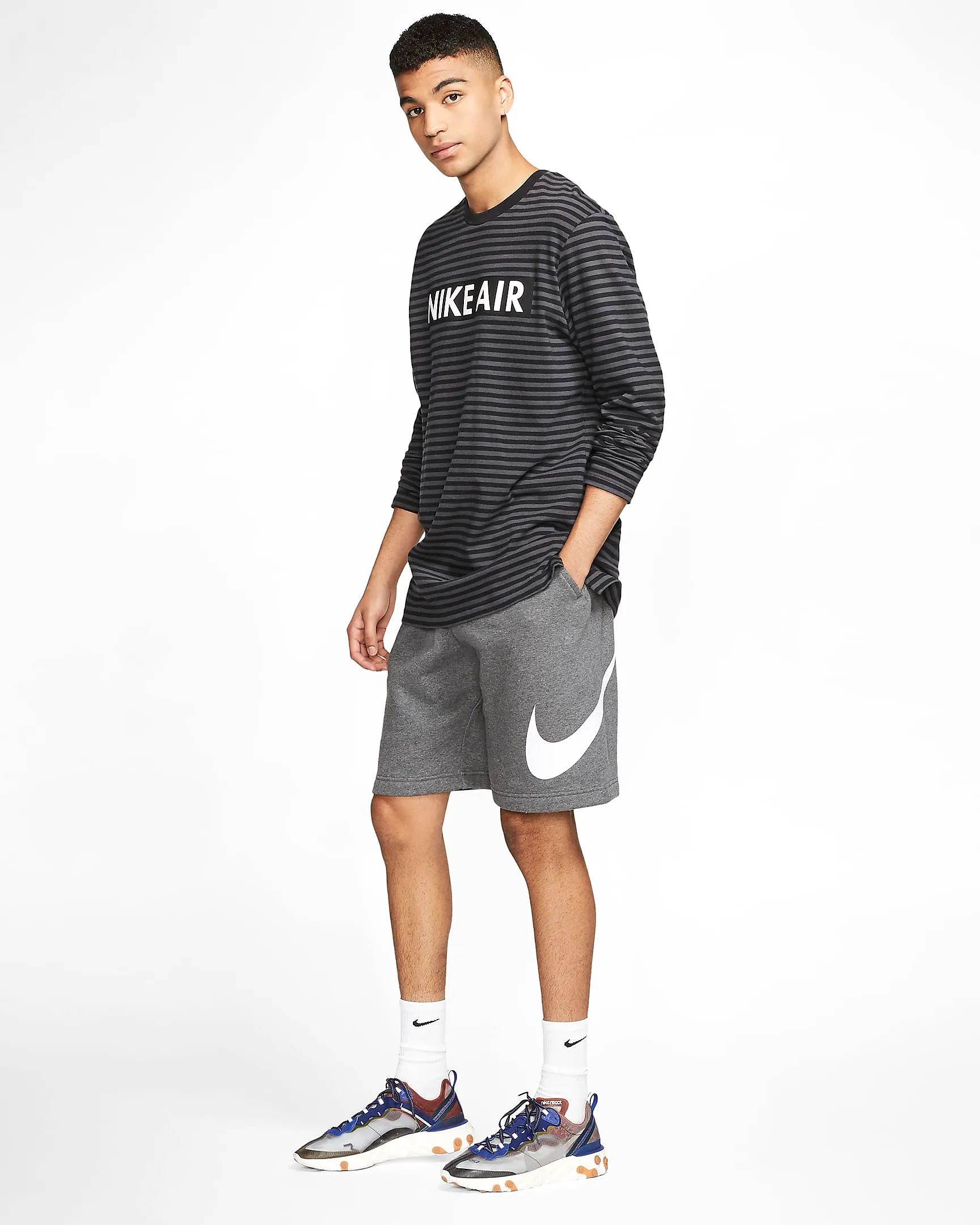 Nike Men's Sportswear Club Shorts - Charcoal Heather / White