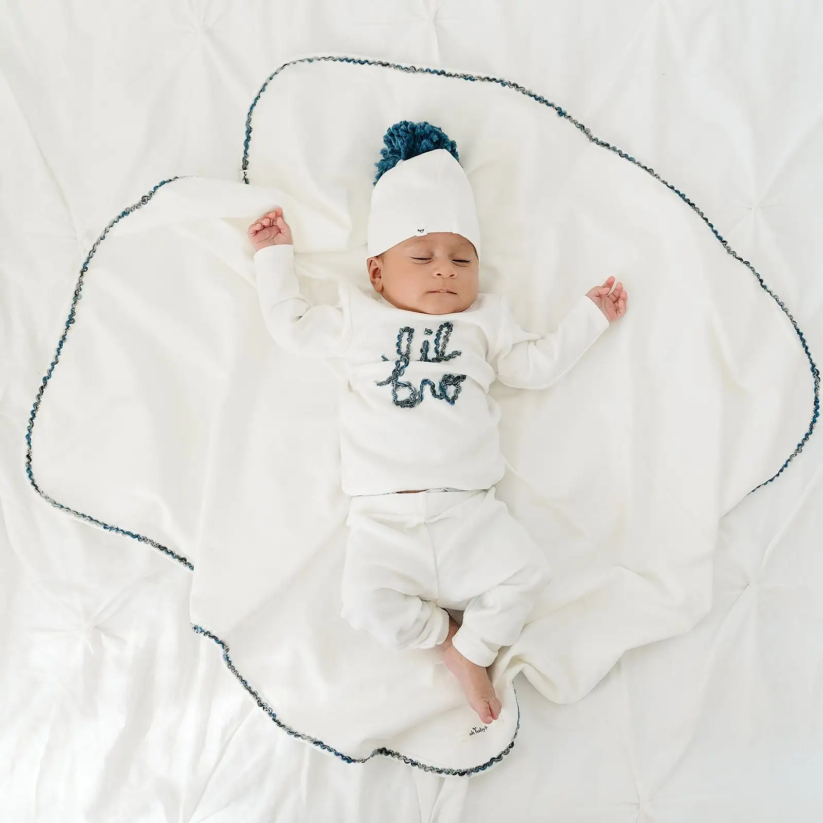 oh baby! Two Piece Set - lil bro in Deep Blue Yarn - Cream