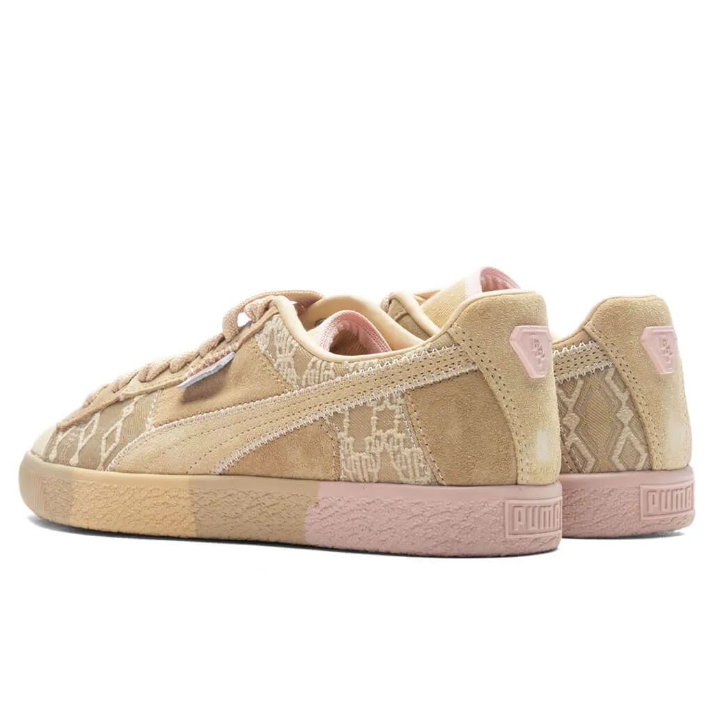 Puma x Dapper Dan Clyde Pre-Game Runway Women's - Croissant/Rose Dust