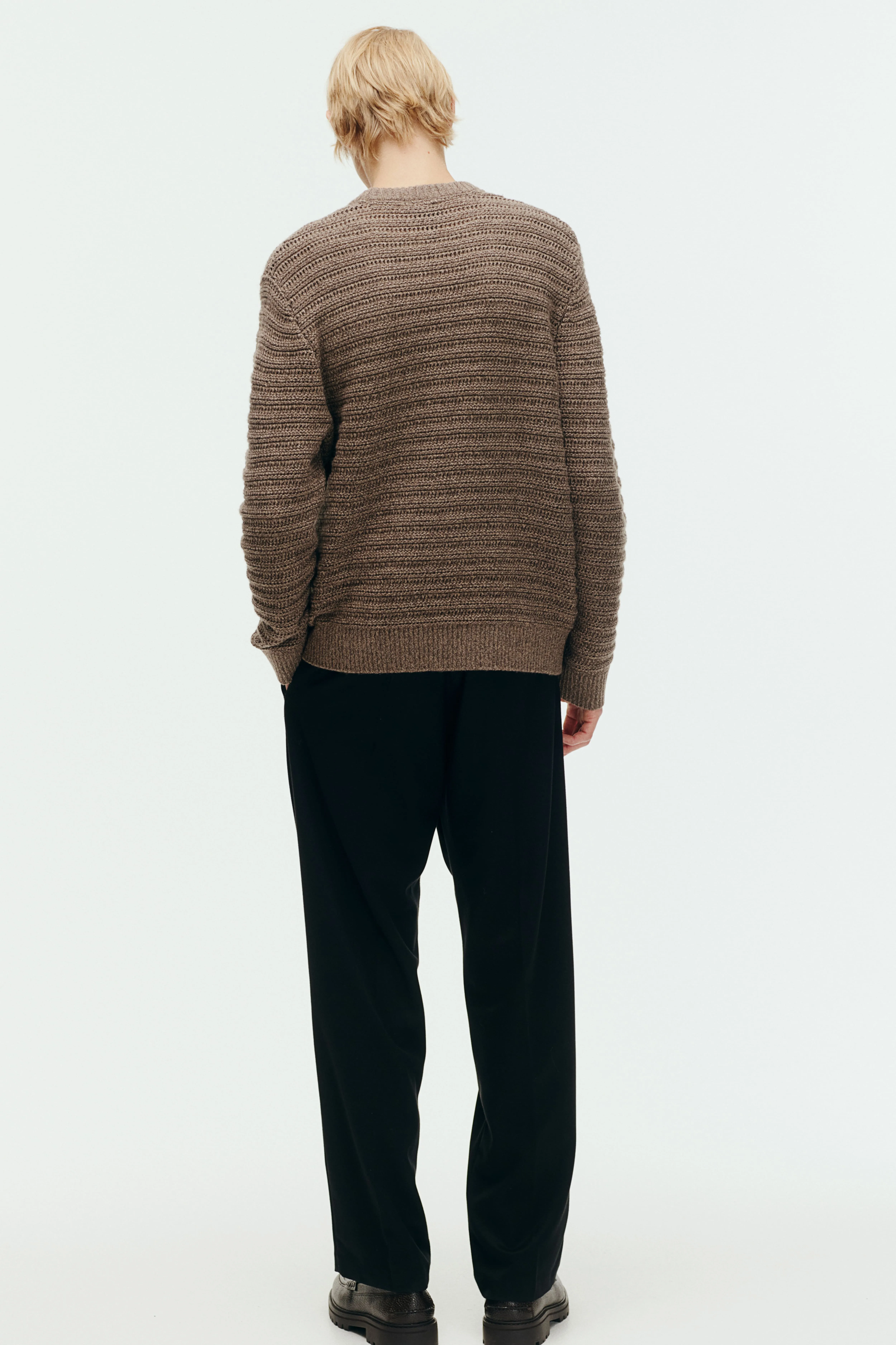 Regular Fit Wool-blend pointelle-knit jumper - Round neck - Long sleeve - Dark greige marl - Men | H&M GB