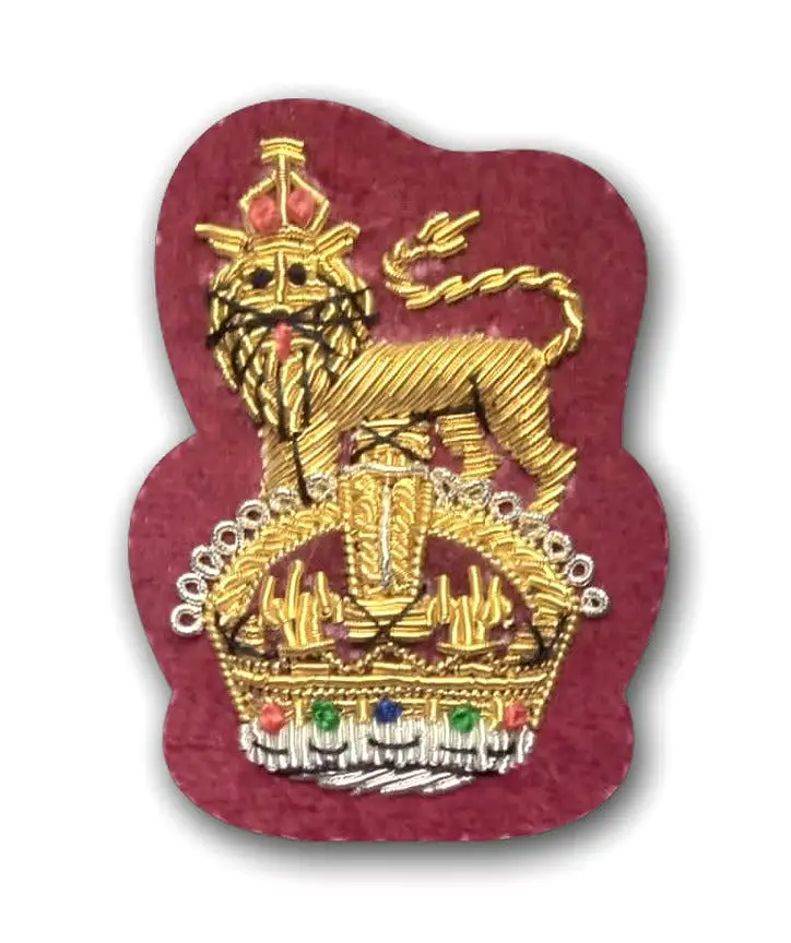 Staff Officer Beret Badge Maroon Ground - Tudor Crown