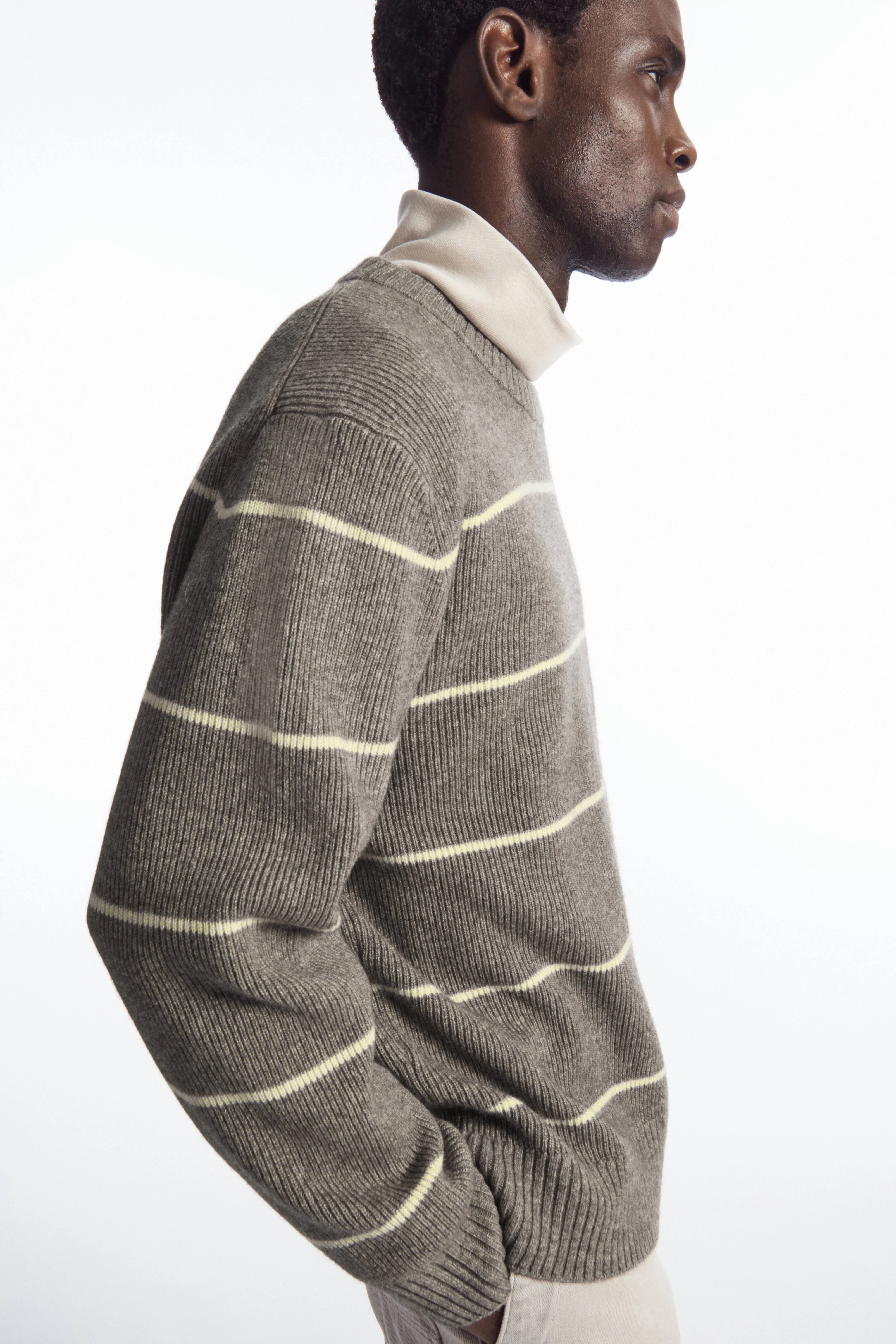 STRIPED WOOL AND YAK-BLEND JUMPER - Round neck - Long sleeve - DARK BEIGE / STRIPED - Men | H&M GB