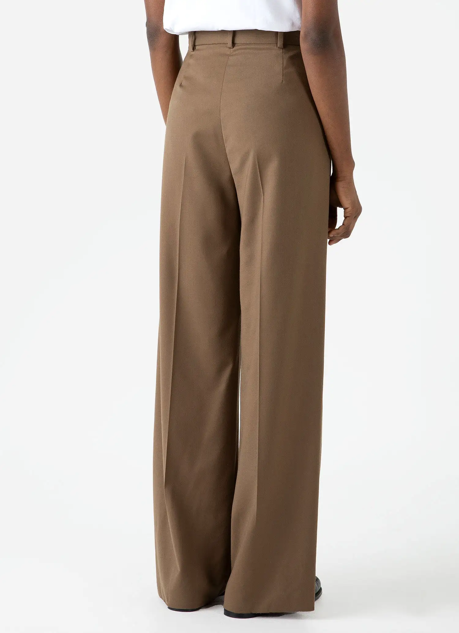 Women's Pleated Wool Trouser in Dark Camel